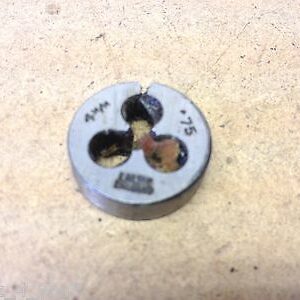 LAL M4 x 0.75 Metric 13/16" OD Die (v)