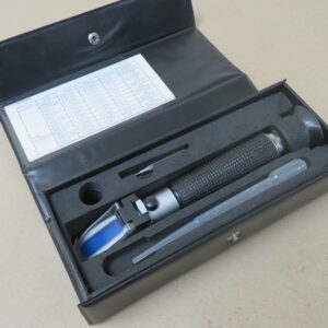 Hand-held Refractometer RHB-18 In Excellent Condition ME4197