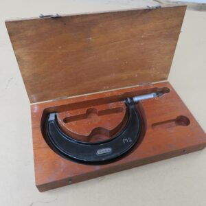 Starrett 436 4 - 5" External Outside Micrometer In Box ME4306