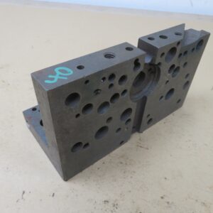 Angle Plate 220mm x 130mm x 105mm For Milling Drilling Machine AP216